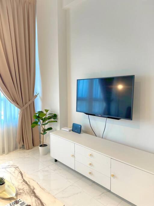 Netflix Two Bedroom Troika Kota Bharu Homestay 118 Екстериор снимка