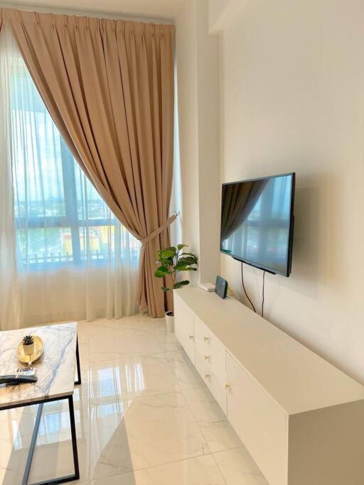 Netflix Two Bedroom Troika Kota Bharu Homestay 118 Екстериор снимка